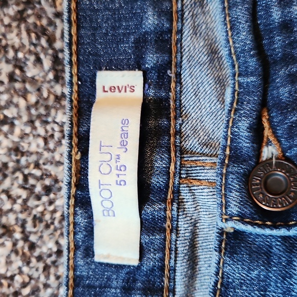 Levi's Plus Size Boot Cut 515 Jeans - Picture 2 of 5